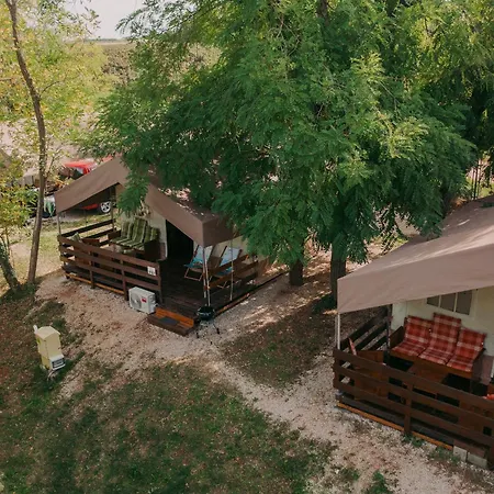 Sunflower Camping Holiday park Mareda