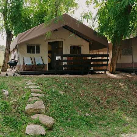 Sunflower Camping 4*