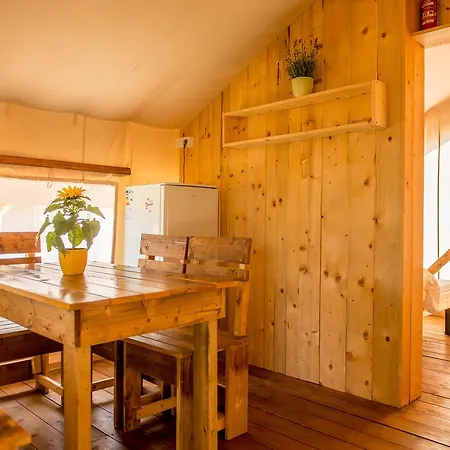 Sunflower Camping 4* Mareda