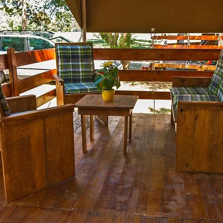 Sunflower Camping 4*