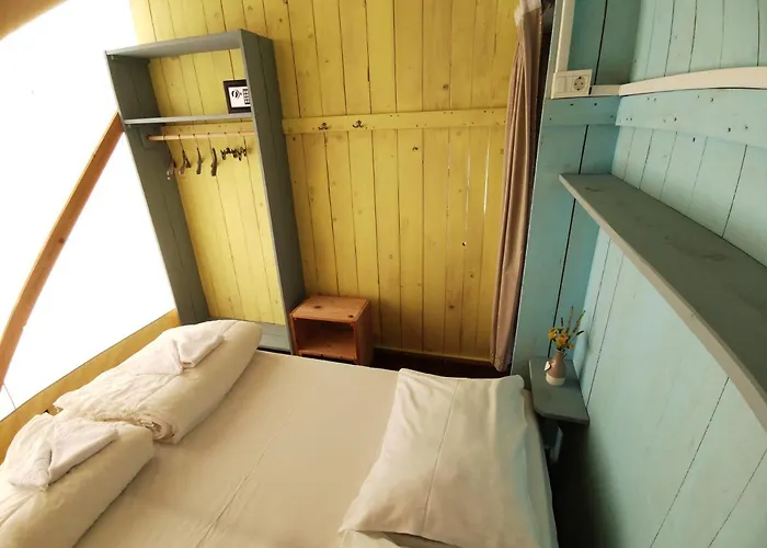 홀리데이파크 Sunflower 4*