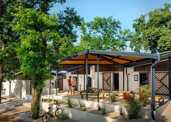 Sunflower 홀리데이파크