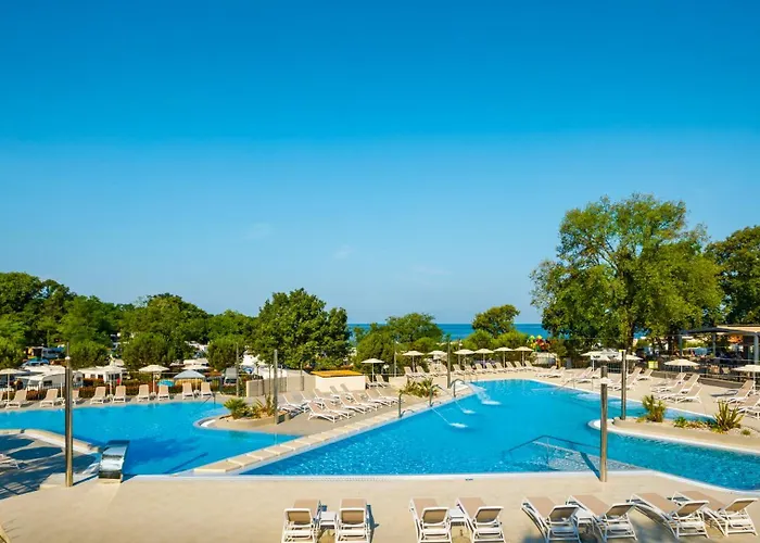 פארק נופש Sunflower