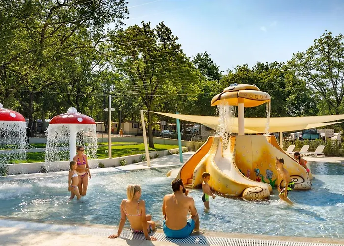 홀리데이파크 Sunflower 4*