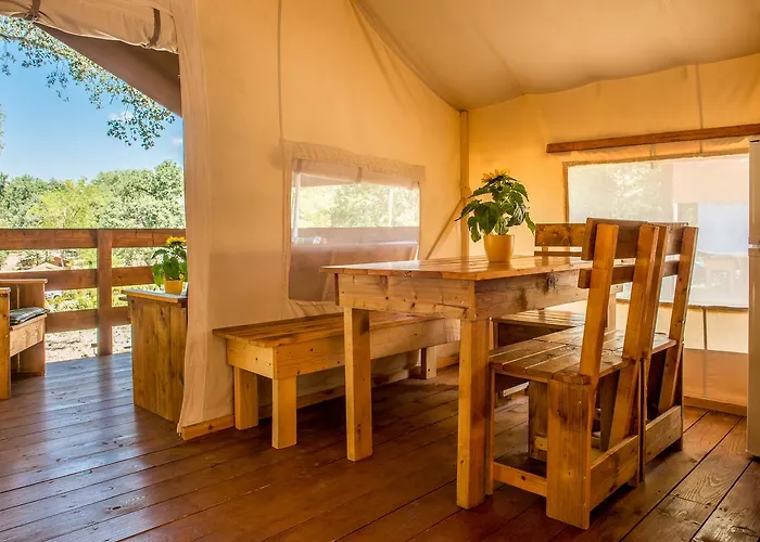 홀리데이파크 Sunflower 4*