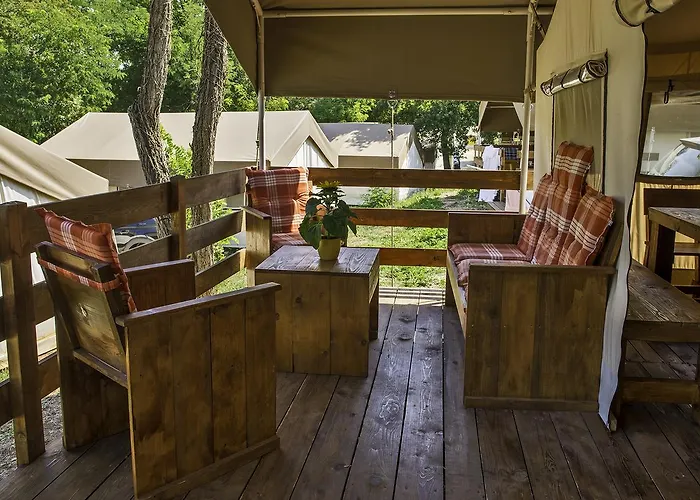 홀리데이파크 Sunflower Mareda