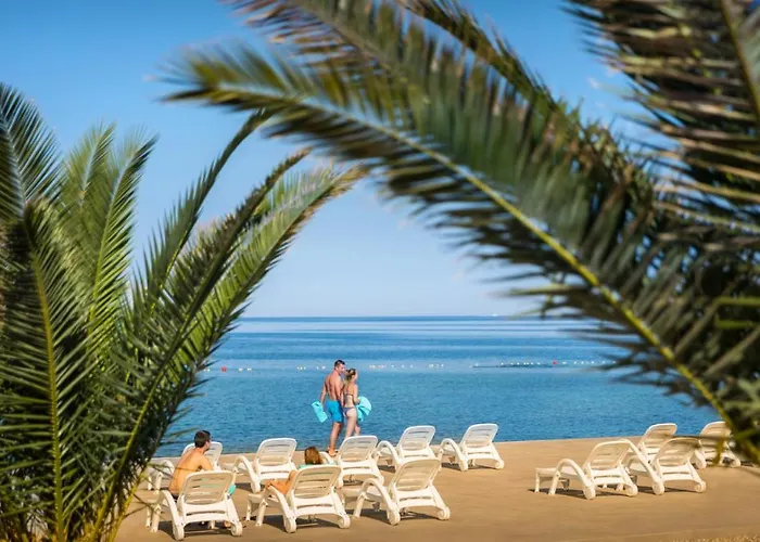 منتزه العطل Sunflower 4*