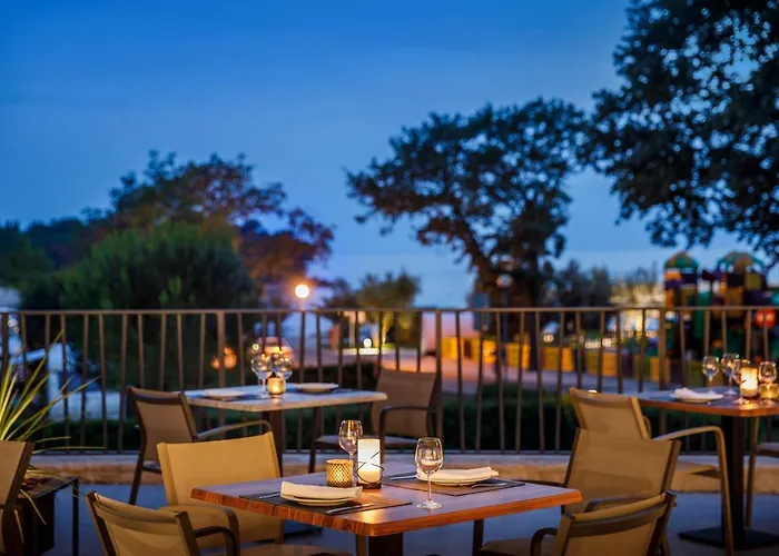 Sunflower 홀리데이파크 4*