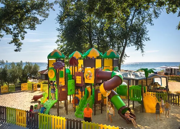 Sunflower 홀리데이파크 Mareda