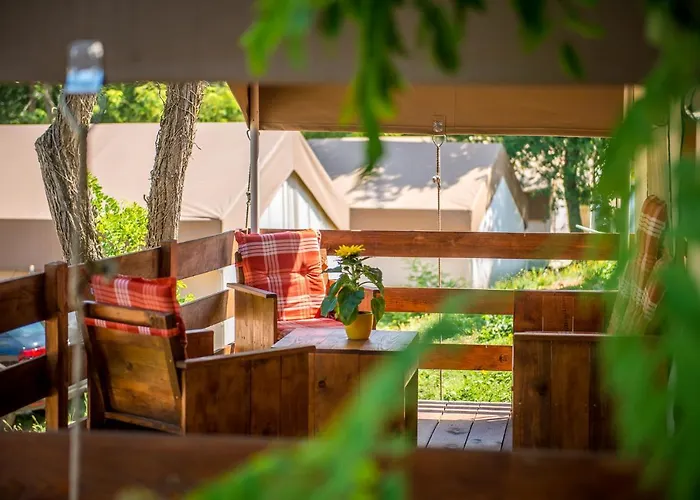 홀리데이파크 Sunflower 4*